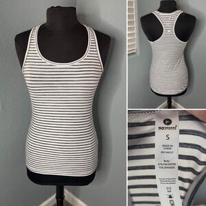 90° Degrees call race back T-shirt size small